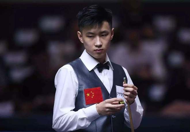 不屈精神的 不屈精神的